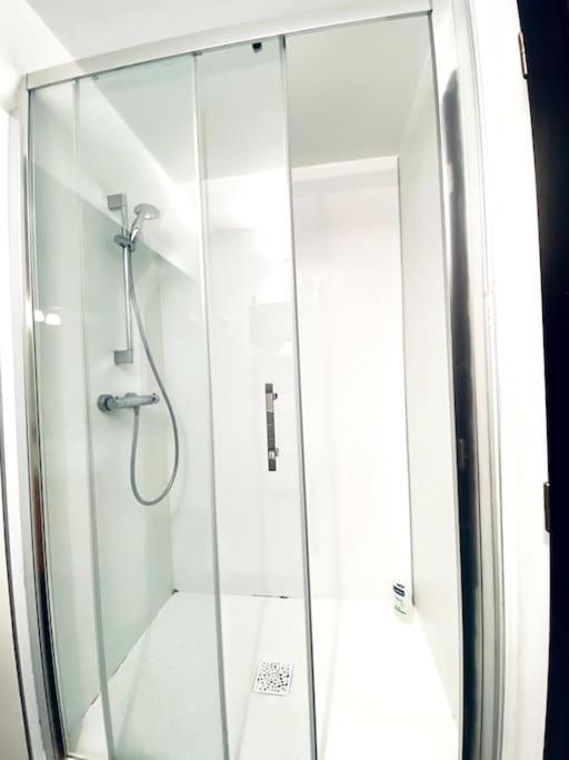 *Victoria Plaza* Loft Au Coeur De Vichy Apartment Luaran gambar